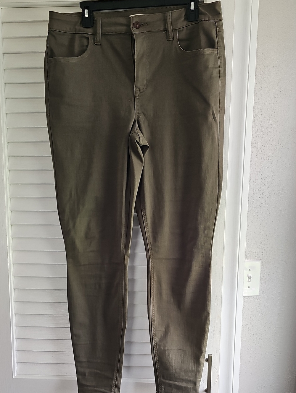 Maurices Olive Green Ankle Pants